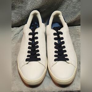 Penguin The Origin at Penguin Mens size 9 White and Navy sneakers